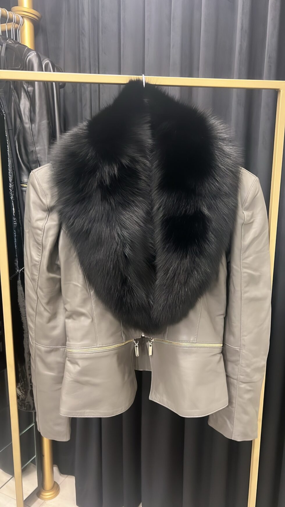 Gola de Pele 90cm - Preta - Imagem 8