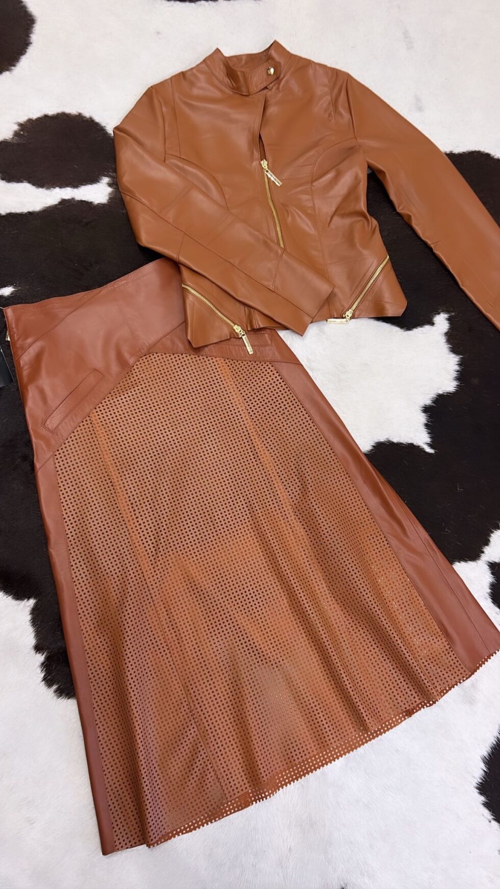 Saia Midi Detalhe Perfuro