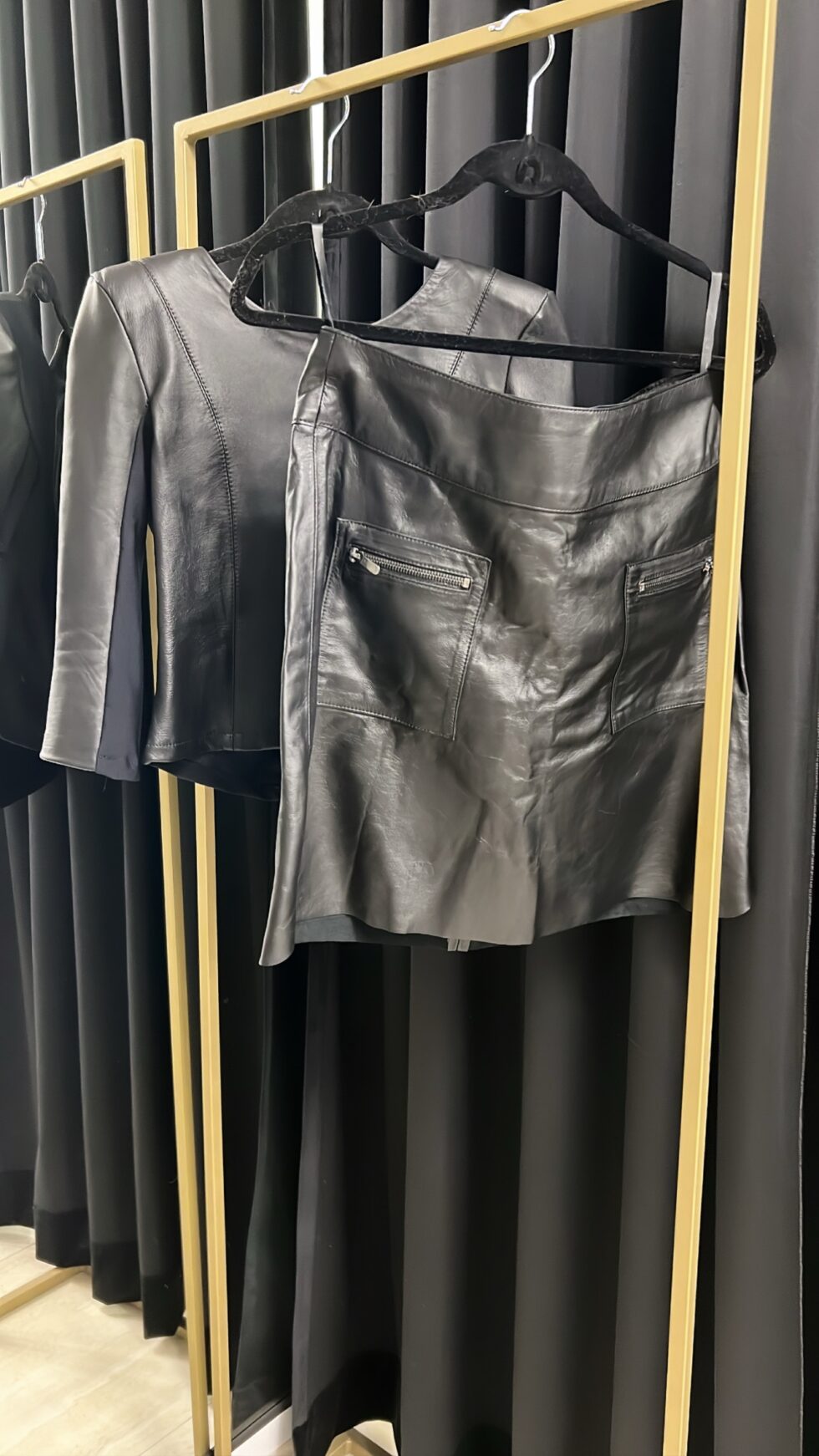 Saia Curta com Bolso Ziper - Imagem 5