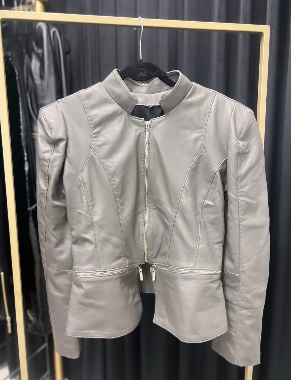 Jaqueta 2 em 1 Ombreiras - Imagem 8