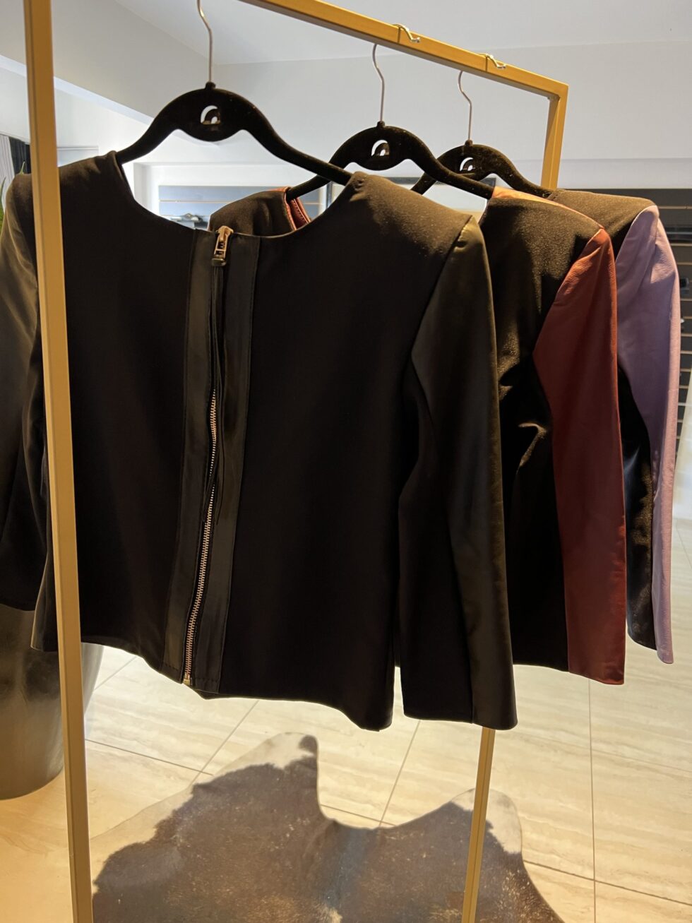 Blusa Meia Manga Ombreiras - Imagem 3