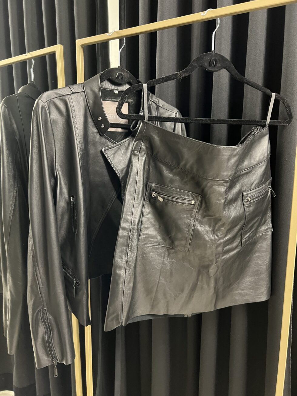 Saia Curta com Bolso Ziper - Imagem 6