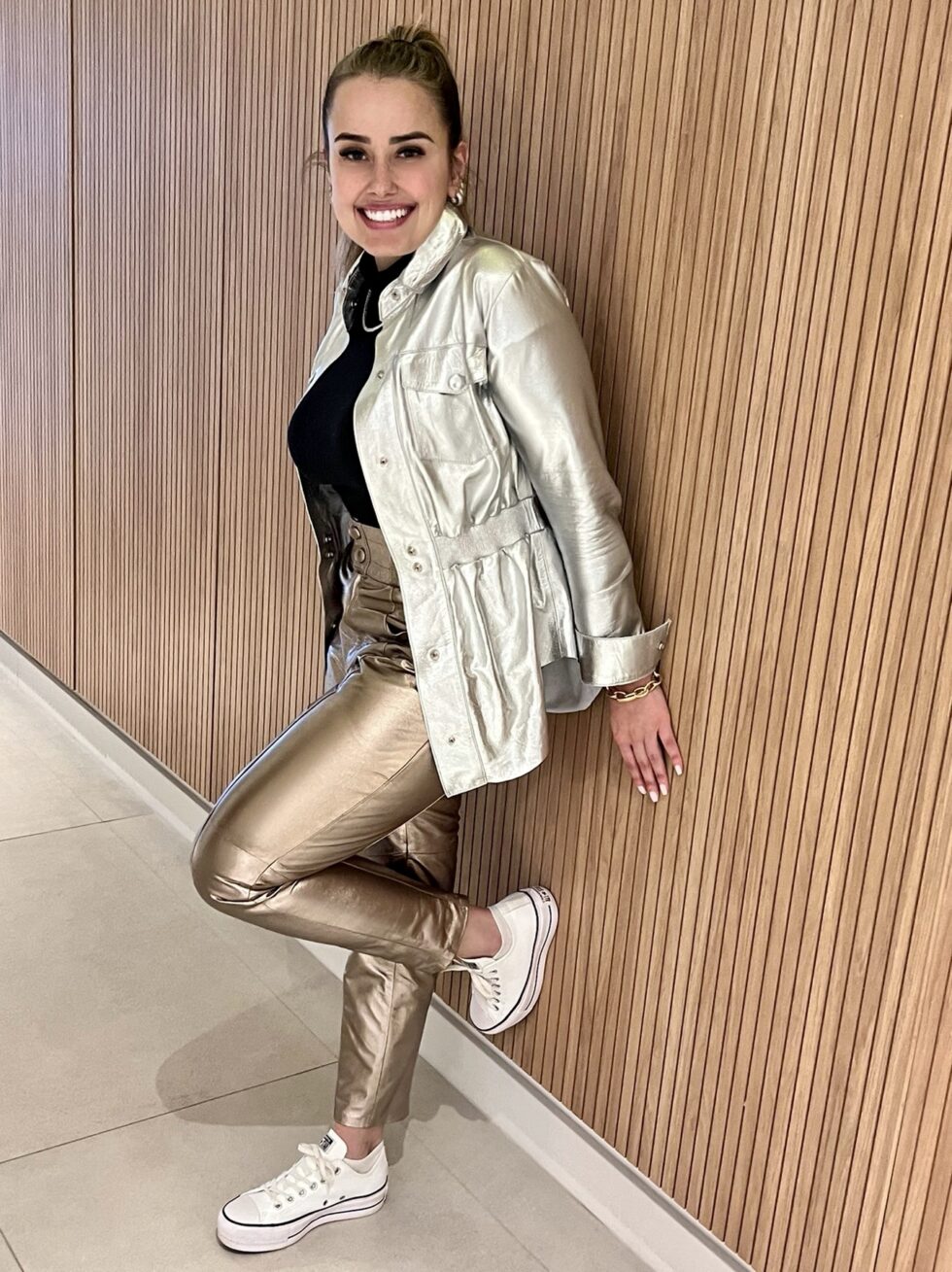 Calça Cós Elástico e Bolsos - Imagem 4