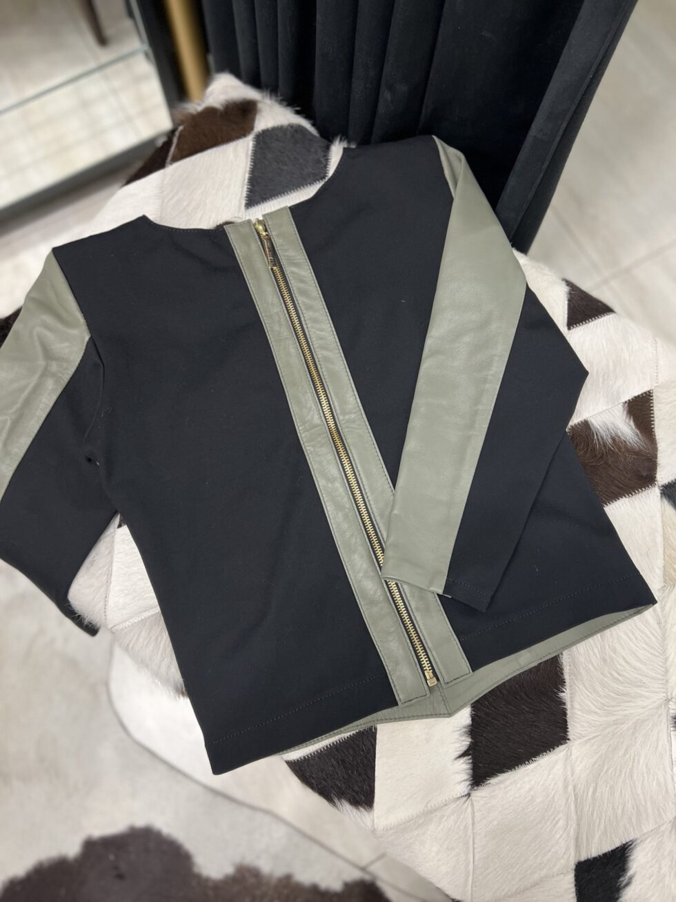 Blusa Meia Manga Ombreiras - Imagem 9