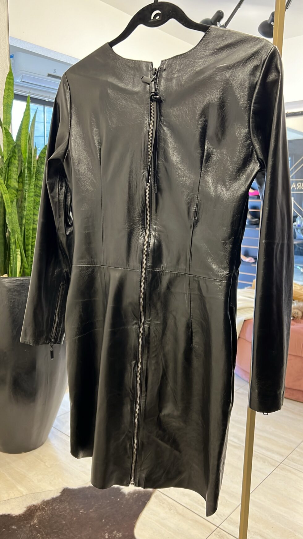 Vestido Curto Manga Longa - Imagem 5