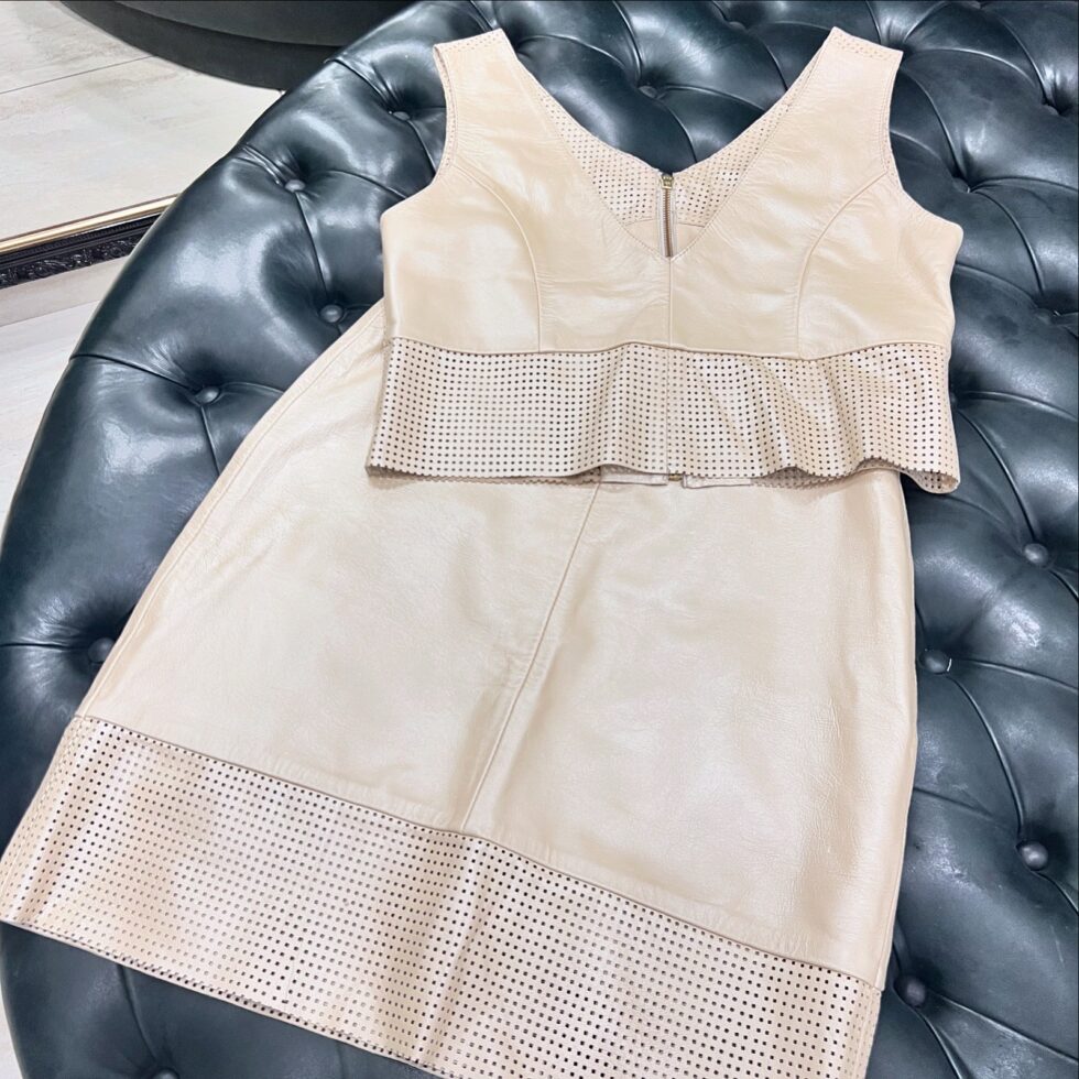 Cropped Tradicional e Saia Curta sem Bolsos Branco - Imagem 4