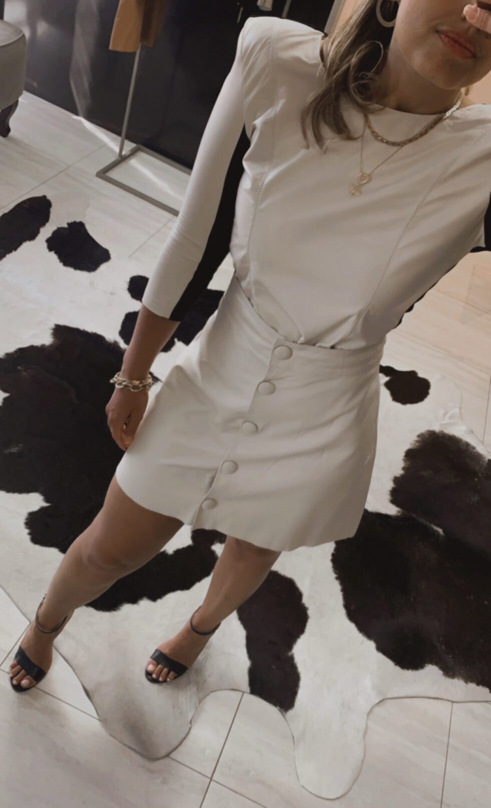 Saia Curta com Botões Forrados