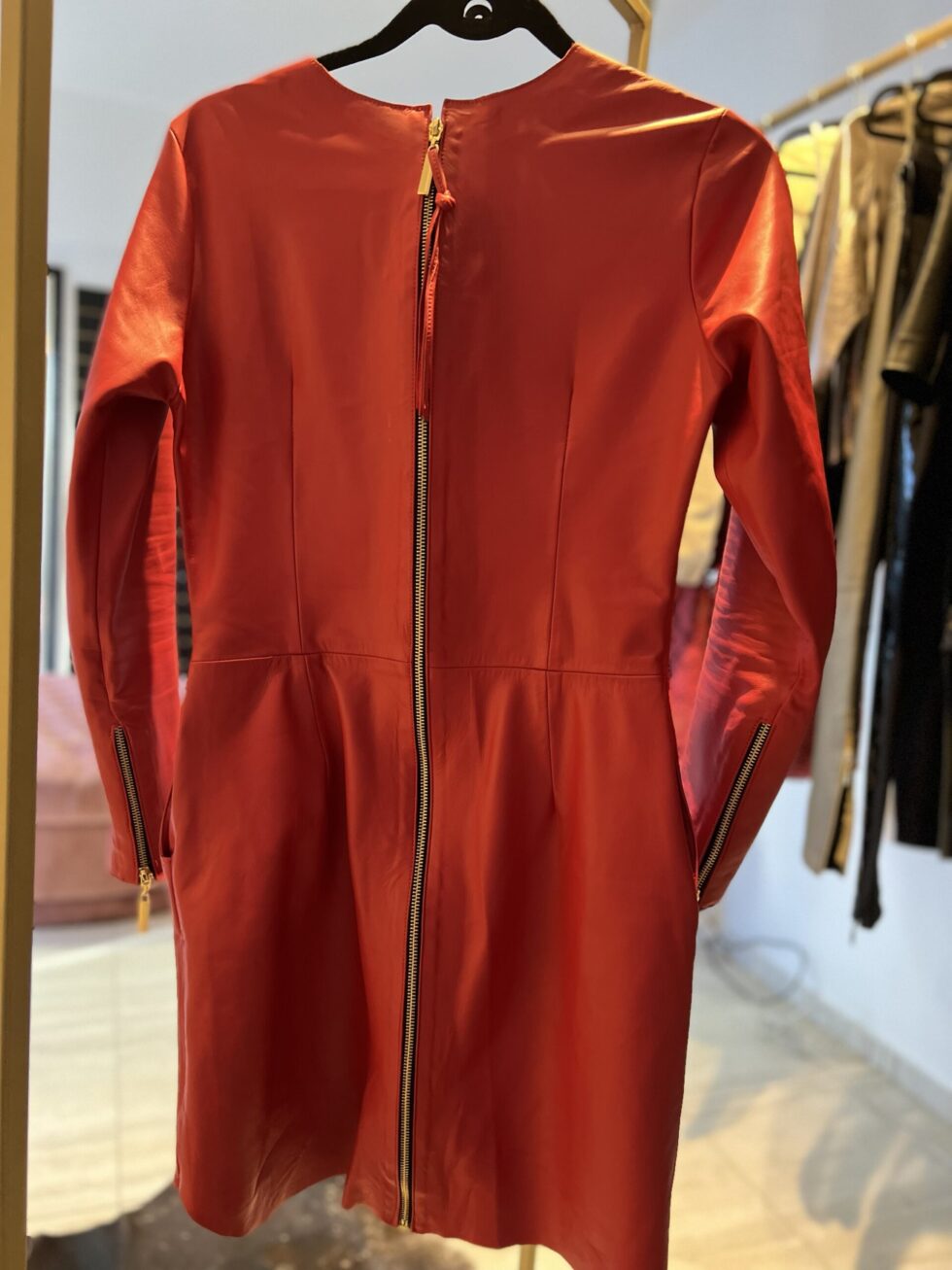 Vestido Curto Manga Longa - Imagem 3