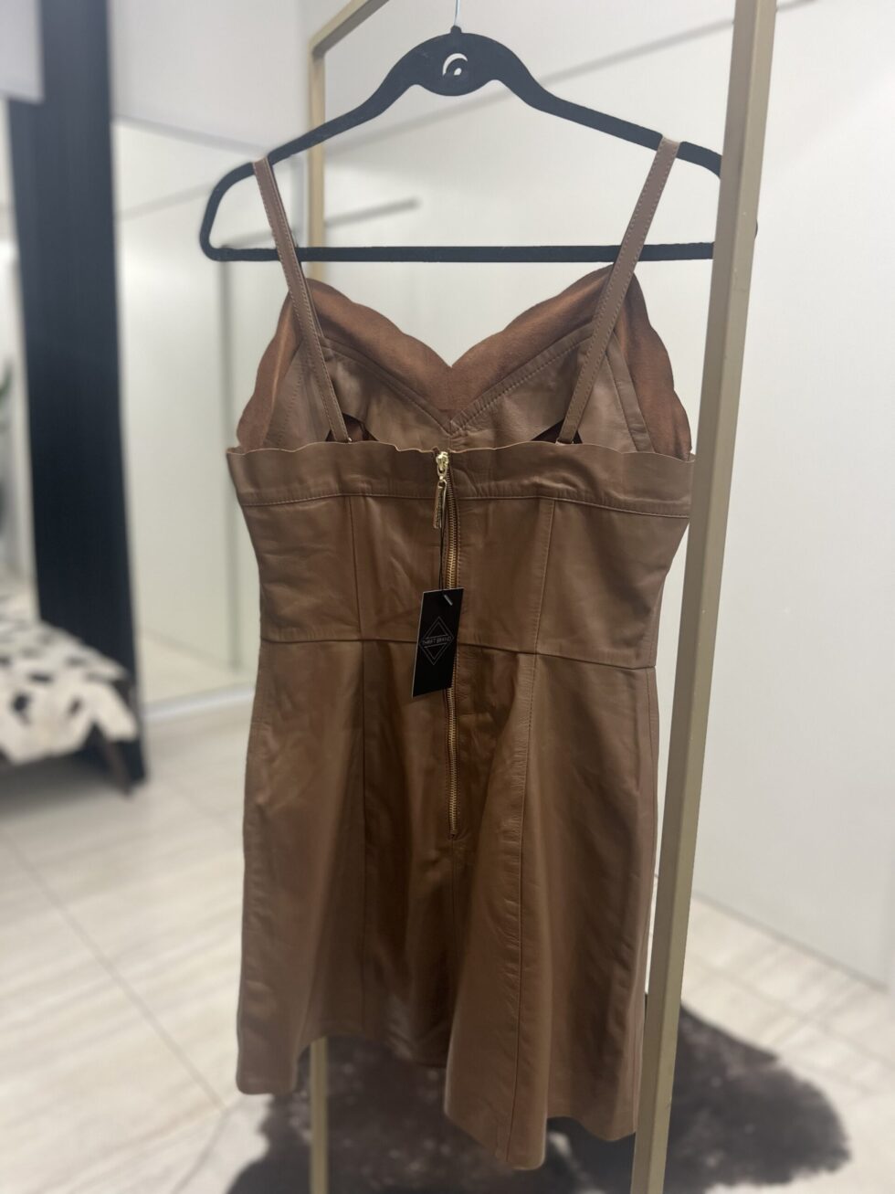 Vestido Curto Alcinha - Imagem 2