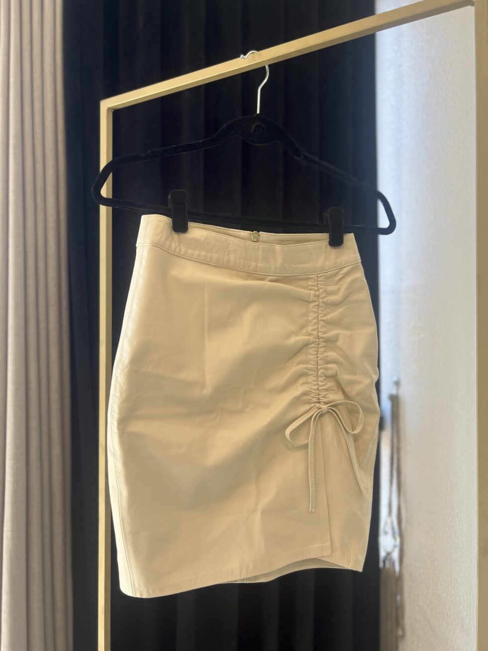 Saia Lápis Fenda Ajustável