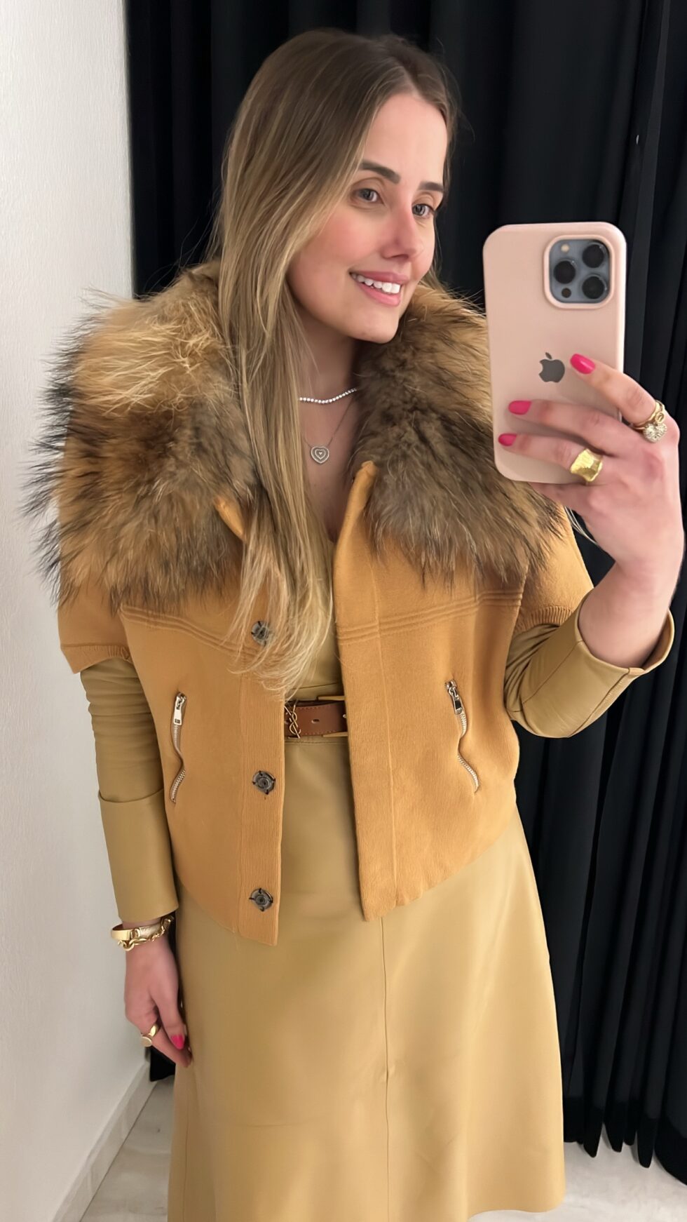 Casaqueto Cashmere com Pele Caramelo - Imagem 2