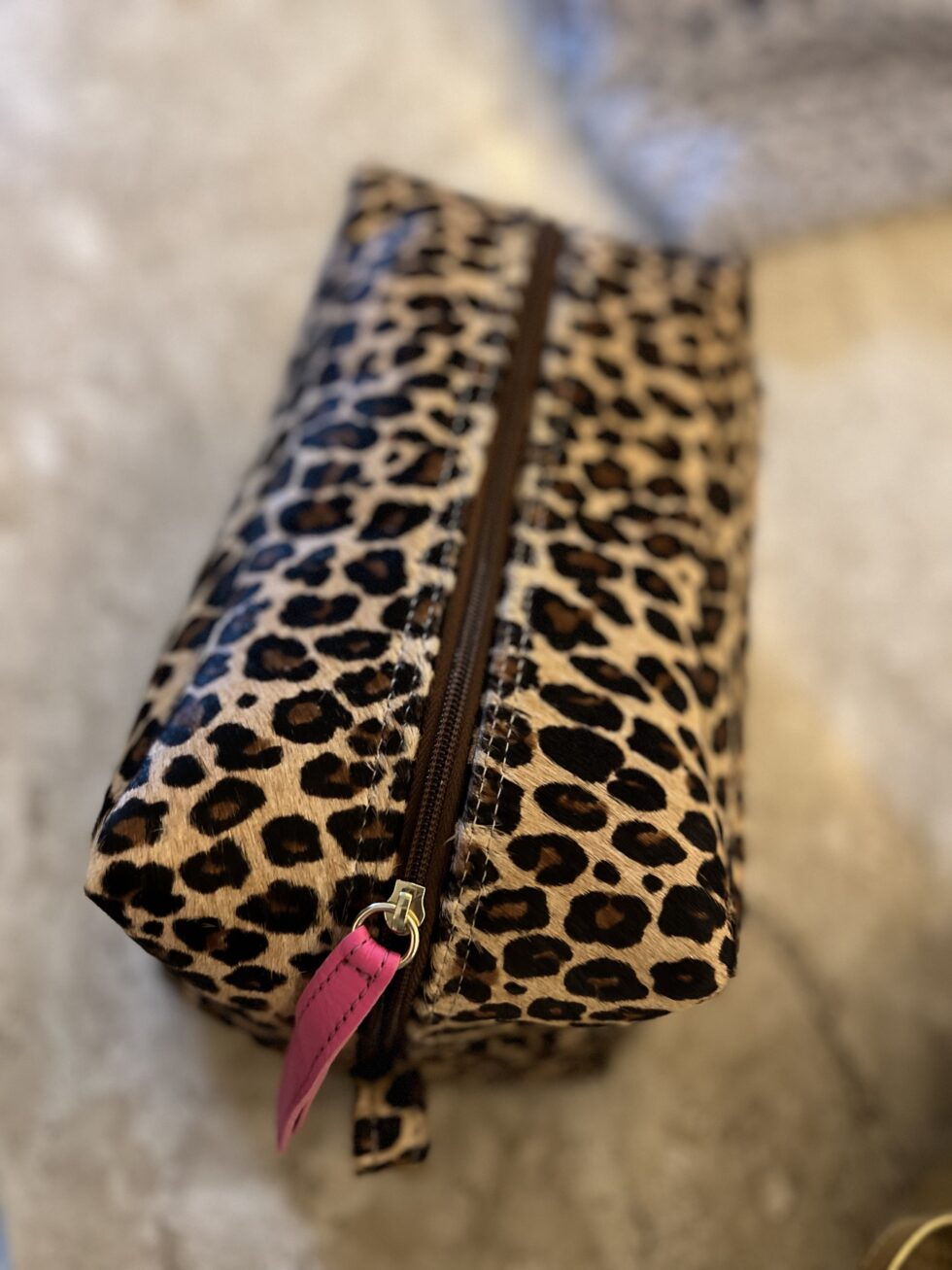 Nécessaire toda em couro - Imagem 2