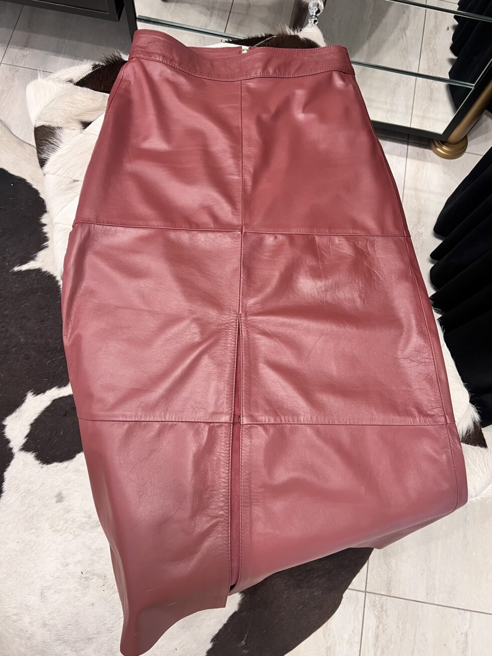 Saia Midi Fenda Frontal