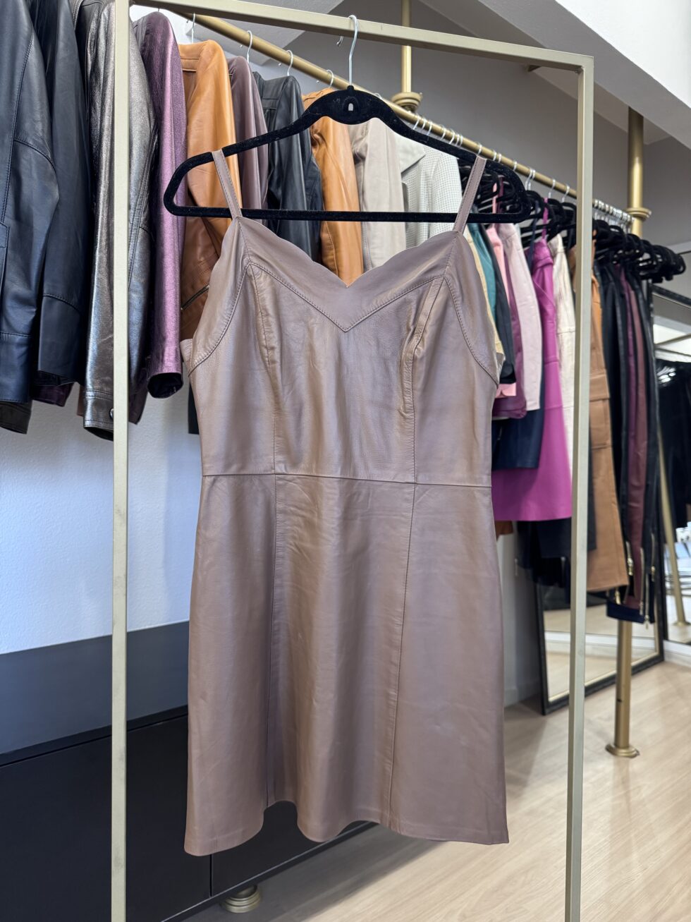 Vestido Curto Caramelo - 40