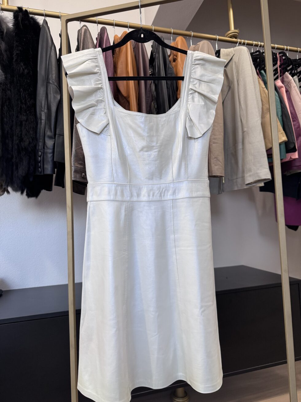 Vestido Curto Branco Pérola - P
