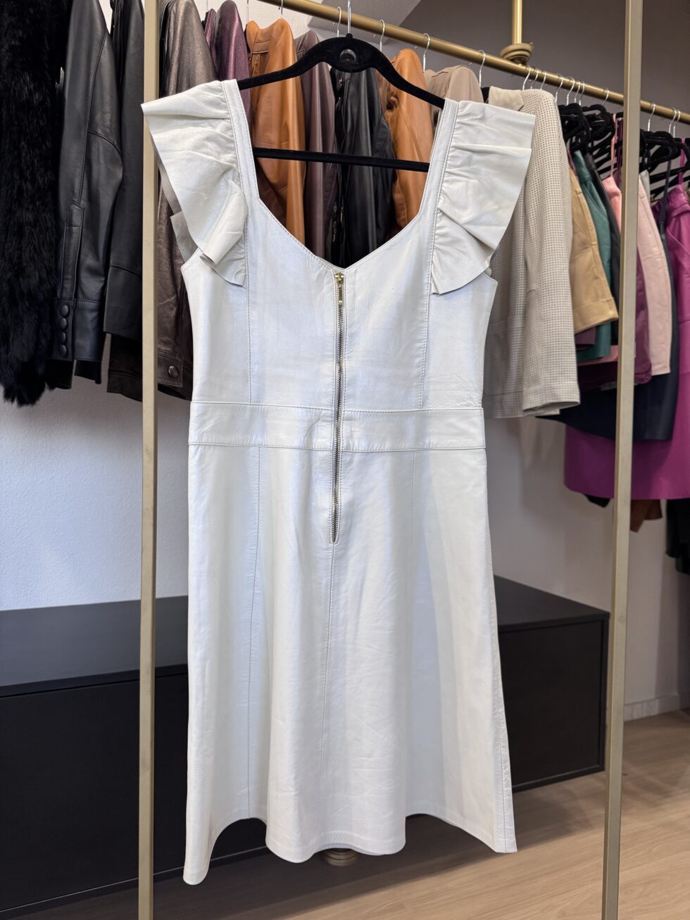 Vestido Curto Branco Pérola - P - Imagem 2