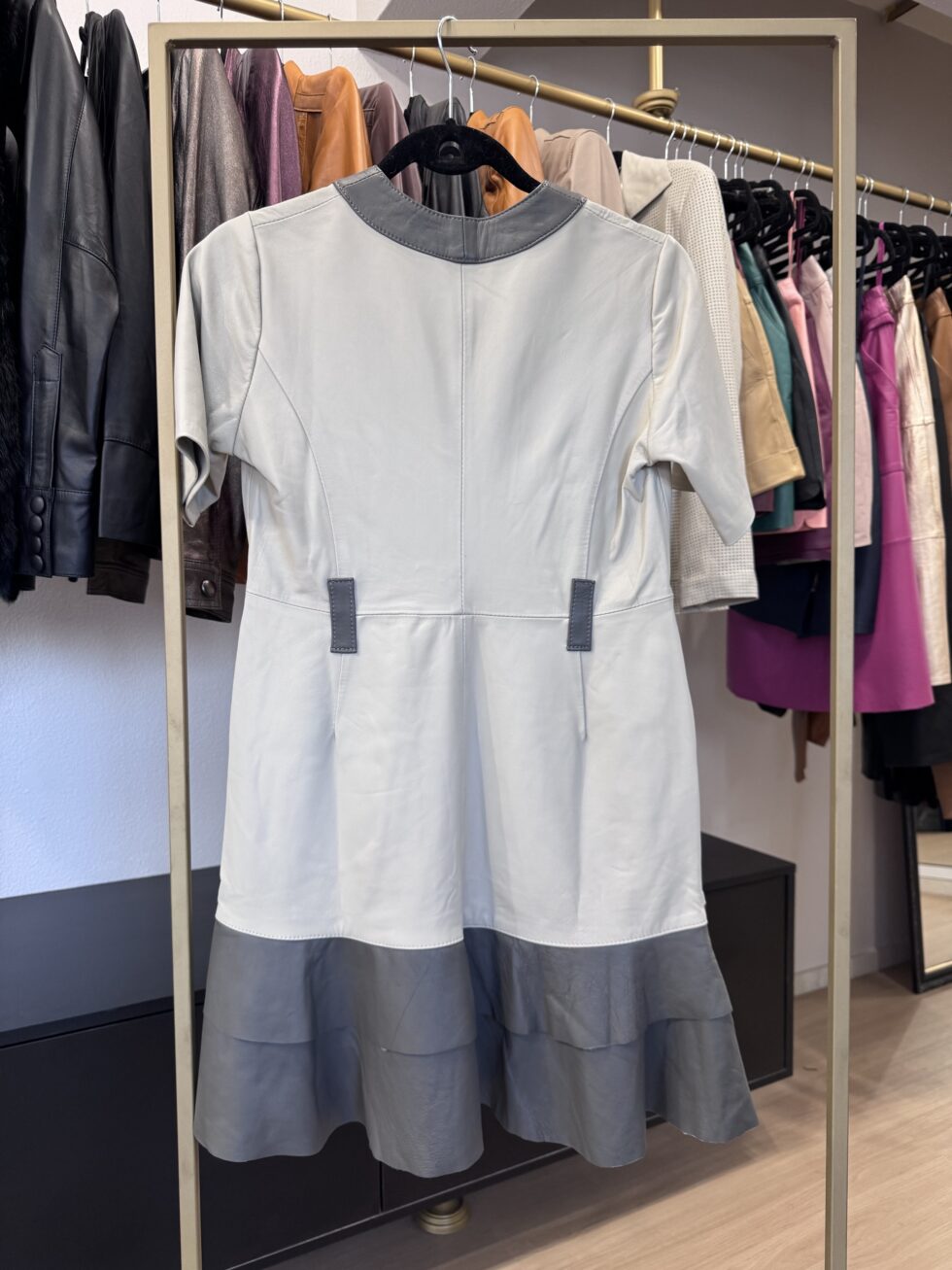 Vestido curto, manga curta - Off/cinza - 36 - Imagem 2